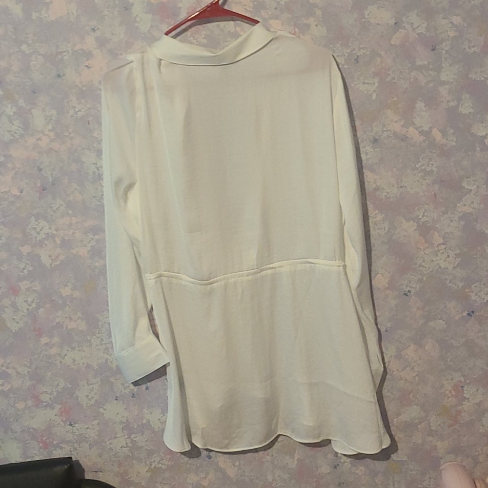 Blouse - Picture 2 of 2